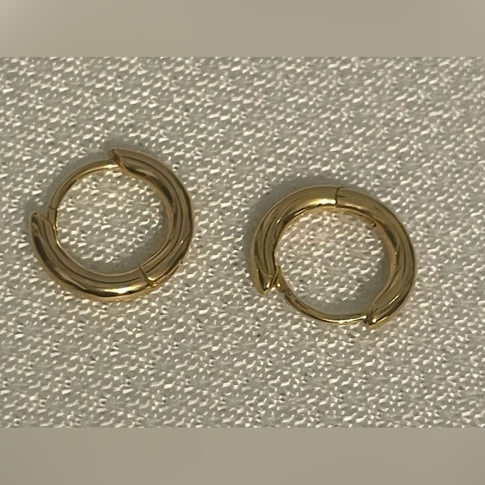 Madewell Demi-Fine Huggie Hoop Earrings New - Picture 6 of 11
